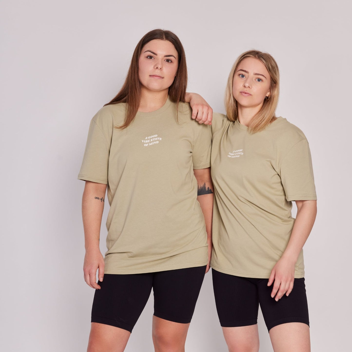 unisex t-shirt „a good vibe state of mind“ - sage/organic/medium fit